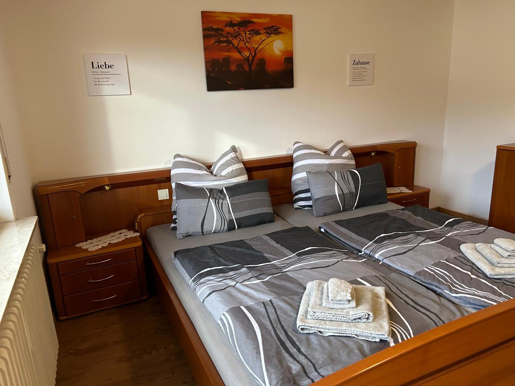 Ferien- Und Monteurwohnung Zum Waldblick Luaran gambar